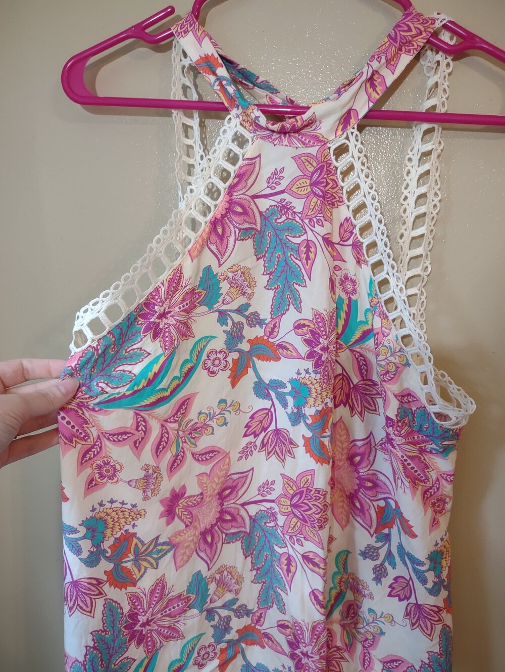 CUPSHE Playful Crush Floral Mini Dress Medium Boho Halter Crochet Trim Backless - Picture 3 of 8